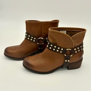 UGG - Studded Brown Ankle Boots, Thick Heel.